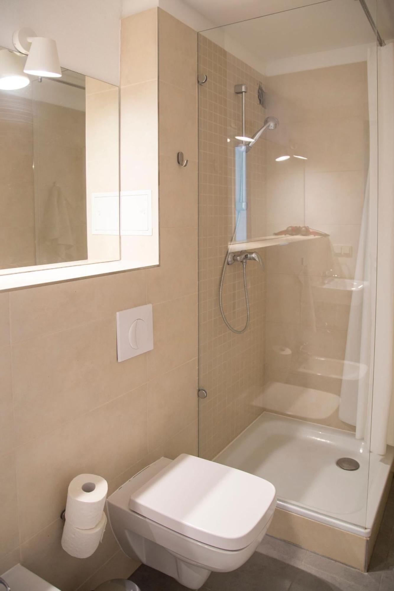Madflats Hotel-Apartments S-Bahn Friedenau ベルリン 部屋 写真