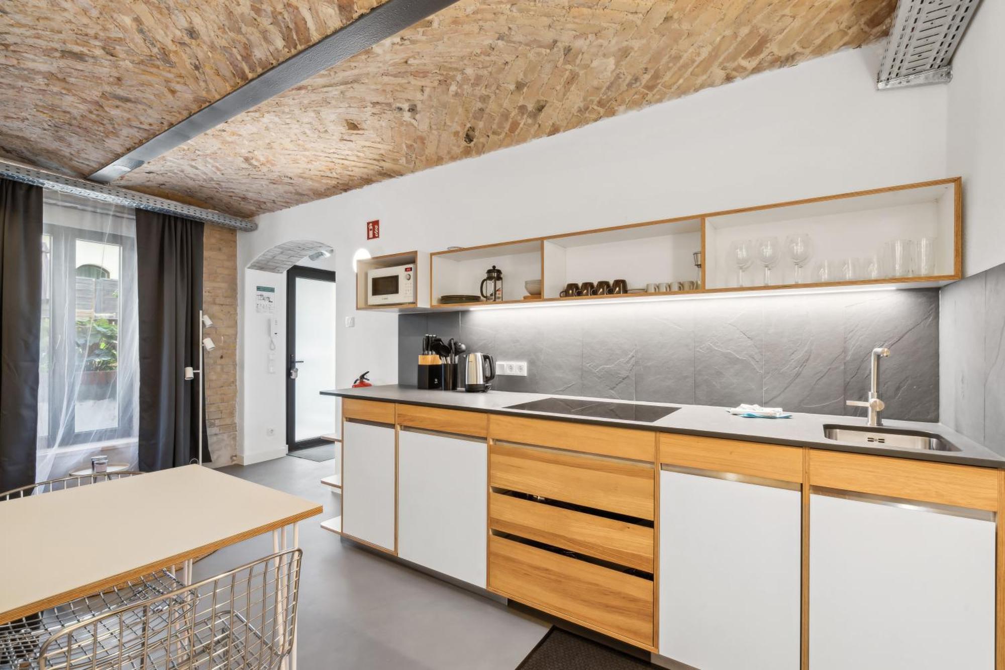 Madflats Hotel-Apartments S-Bahn Friedenau ベルリン エクステリア 写真